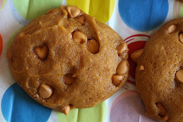 http-::joythebaker.com:2008:10:pumpkin-cookies-revisited: