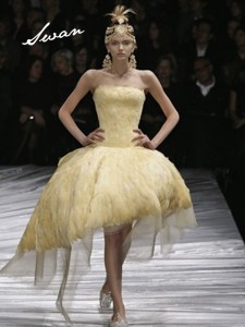 swan gown-001
