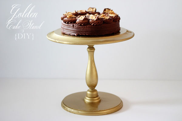 goldencakestand