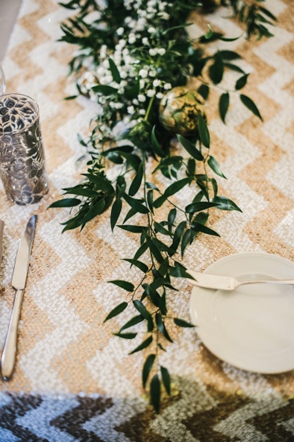 easter table garland 2