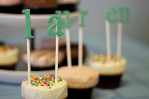 Little Letters Cupcake Topper DIY